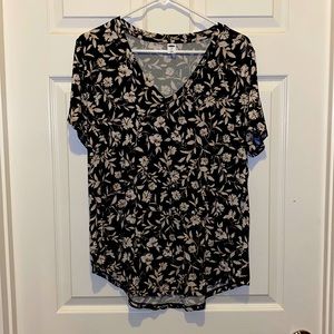 Old Navy Tee Luxe Large